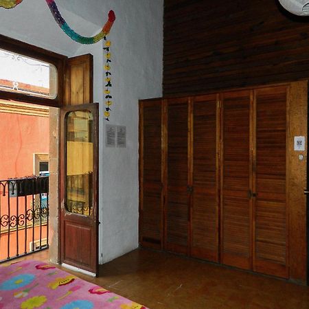 Lele Panchito y Lavanda Juntos en el Centro Querétaro Exterior foto